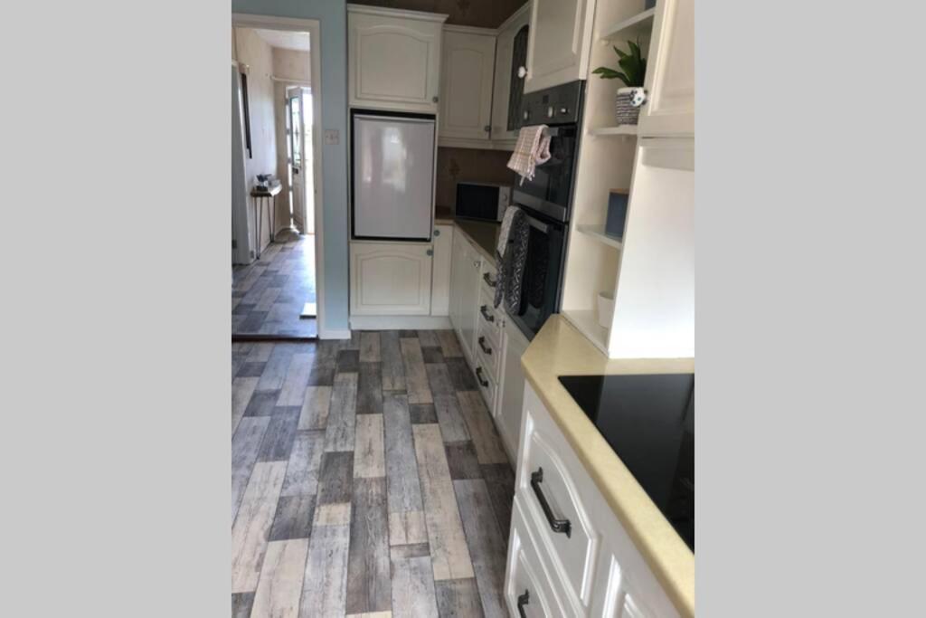 Sea House, Castlerock - Hosts 6, 3 Bedroom House מראה חיצוני תמונה